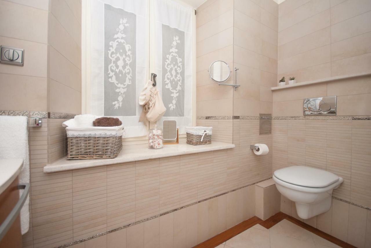 Stone Pearl Heritage Luxury Suite Split Exterior photo